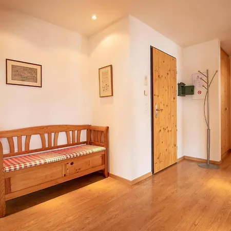 Chesigna 2 アパート アローザ